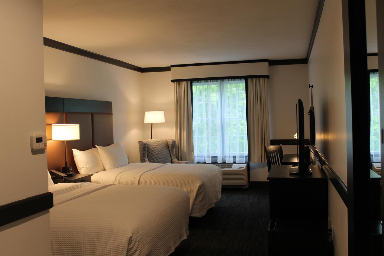 The Craftsman & 3* Fayetteville
